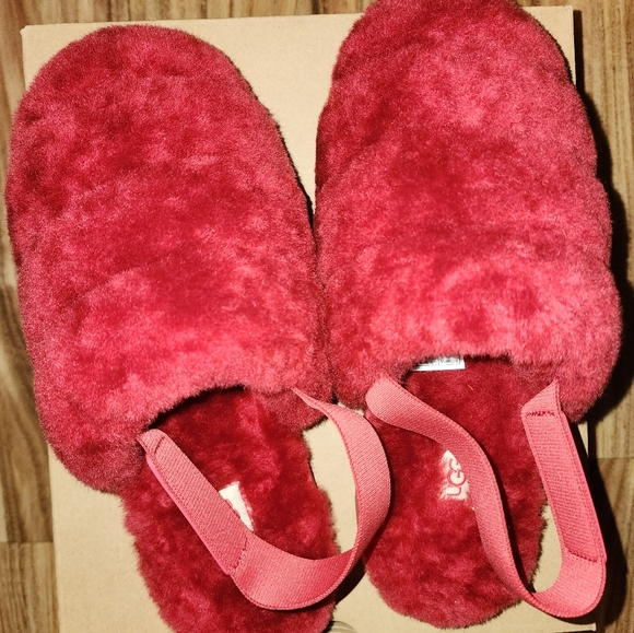 NIB UGG Super Fluff Slipper - Picture 3 of 8